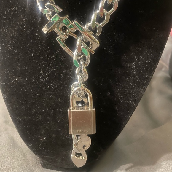 Silver belt chain with a Prada lock and key - Picture 15 of 15